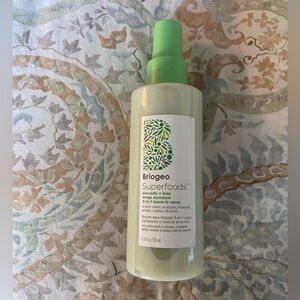 Briogeo Superfoods 3-1 leave in spray